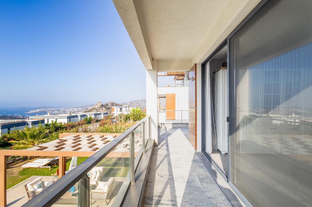 Bodrum Yalıkavak Özel Havuzlu, Manzaralı Satılık 4+1 Dubleks