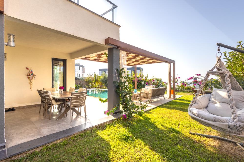 Bodrum Yalıkavak Özel Havuzlu, Manzaralı Satılık 4+1 Dubleks