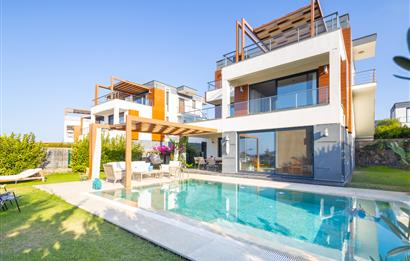 Bodrum Yalıkavak Özel Havuzlu, Manzaralı Satılık 4+1 Dubleks