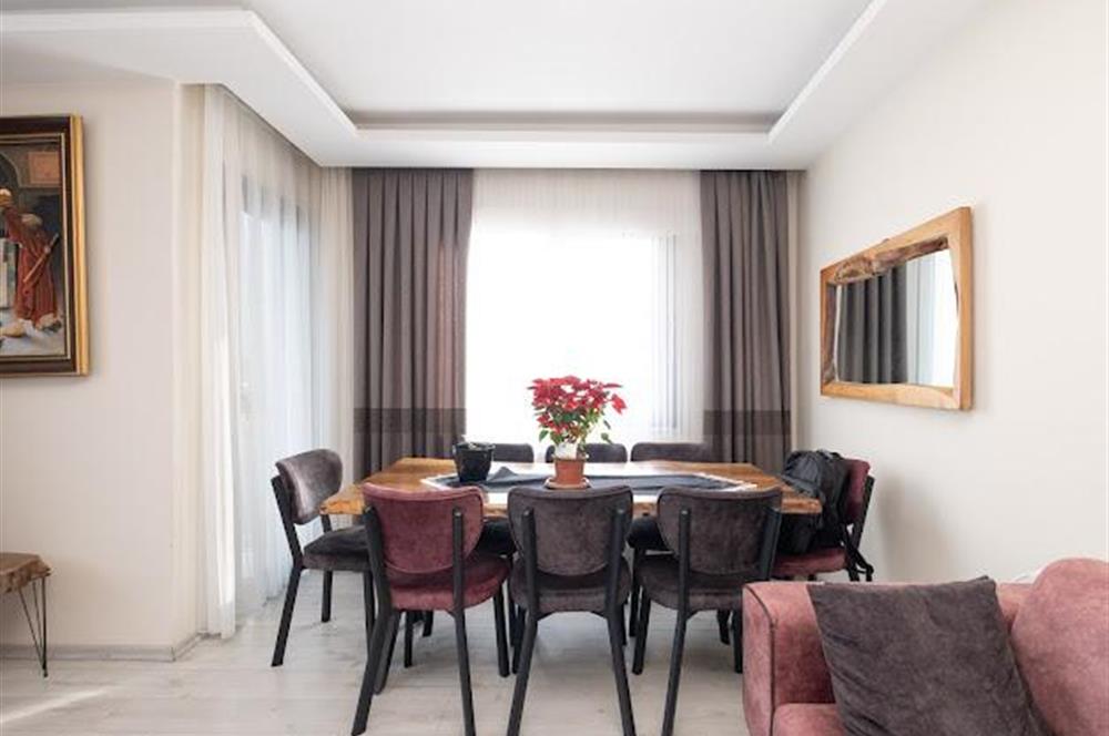 Ümraniye Armağanevler'de Metroya Yakın Kış Bahçeli Dubleks Daire