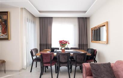 Ümraniye Armağanevler'de Metroya Yakın Kış Bahçeli Dubleks Daire