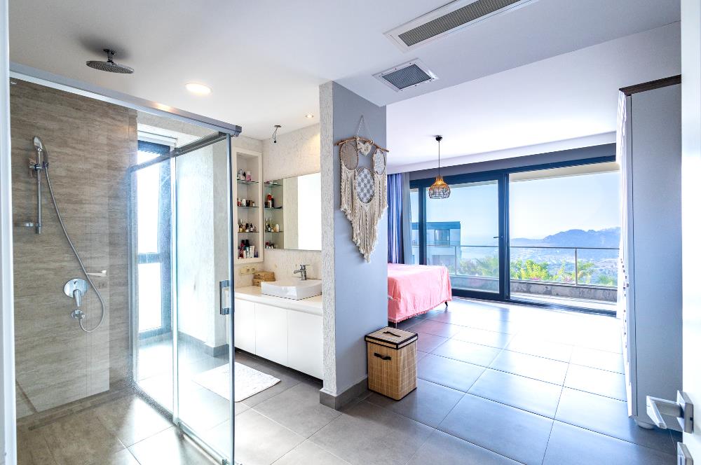 Bodrum Yalıkavak Özel Havuzlu, Manzaralı Satılık 4+1 Dubleks