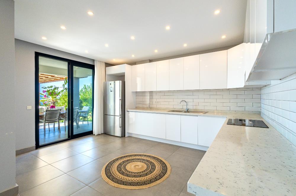 Bodrum Yalıkavak Özel Havuzlu, Manzaralı Satılık 4+1 Dubleks