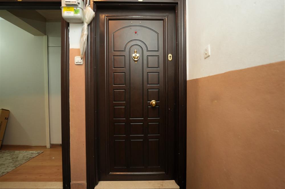 C21 Cius; İstiklal Caddesinde 2+1 Ara Kat Daire