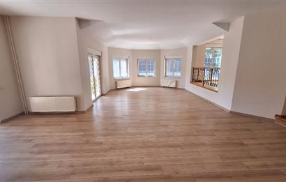 ZEKERİYAKÖY'DE DOĞANIN İÇİNDE ULTRA GENİŞ KİRALIK MÜSTAKİL VİLLA