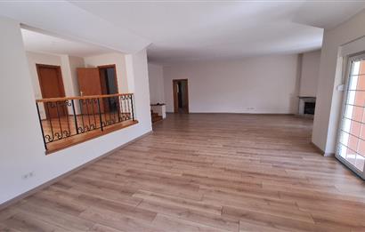 ZEKERİYAKÖY'DE DOĞANIN İÇİNDE ULTRA GENİŞ KİRALIK MÜSTAKİL VİLLA