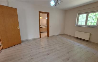 ZEKERİYAKÖY'DE DOĞANIN İÇİNDE ULTRA GENİŞ KİRALIK MÜSTAKİL VİLLA