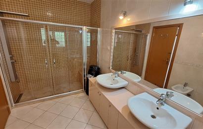 ZEKERİYAKÖY'DE DOĞANIN İÇİNDE ULTRA GENİŞ KİRALIK MÜSTAKİL VİLLA