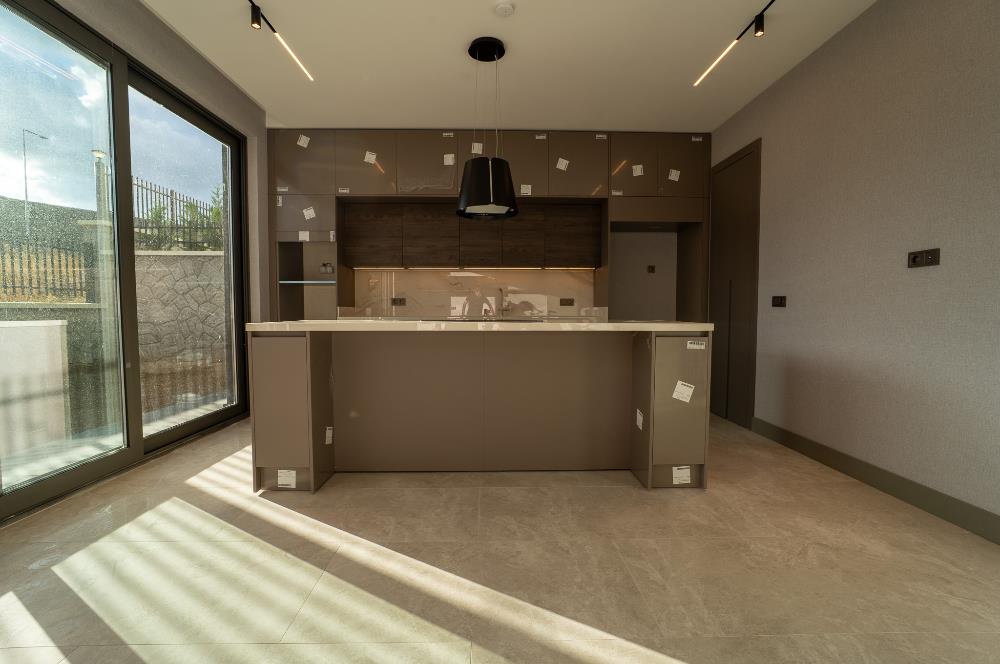 DODURGA'DA SATILIK VİLLA FIRSATI