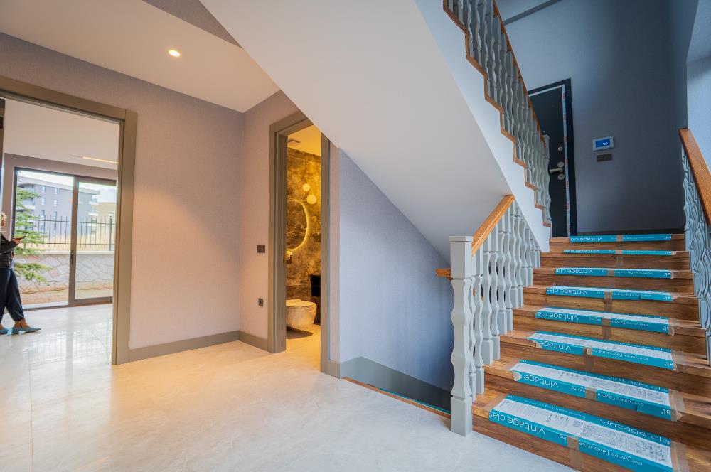 DODURGA'DA KİRALIK MUHTEŞEM VİLLA 