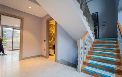 DODURGA'DA KİRALIK MUHTEŞEM VİLLA 