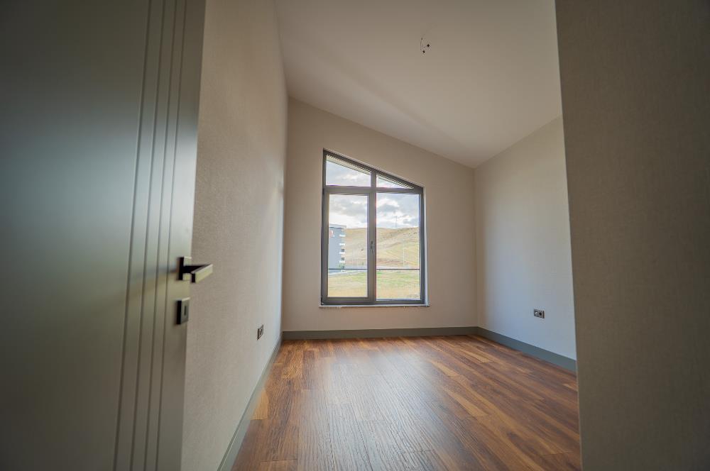 DODURGA'DA SATILIK VİLLA FIRSATI