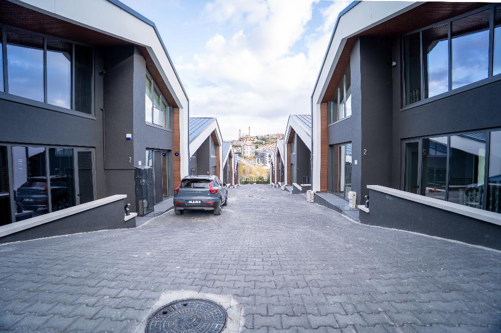 DODURGA'DA SATILIK VİLLA FIRSATI