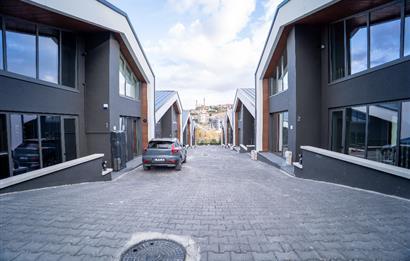 DODURGA'DA SATILIK VİLLA FIRSATI