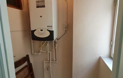 İÇERENKÖY MERKEZ''DE 3+1 KOMBİLİ TEMİZ KİRALIK DAİRE