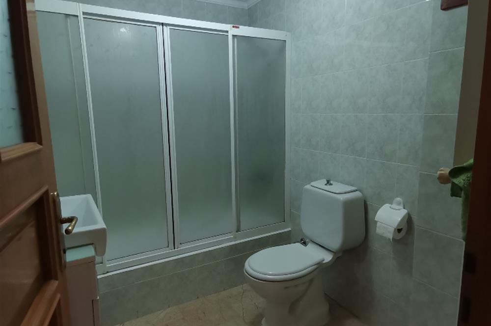 İÇERENKÖY MERKEZ''DE 3+1 KOMBİLİ TEMİZ KİRALIK DAİRE