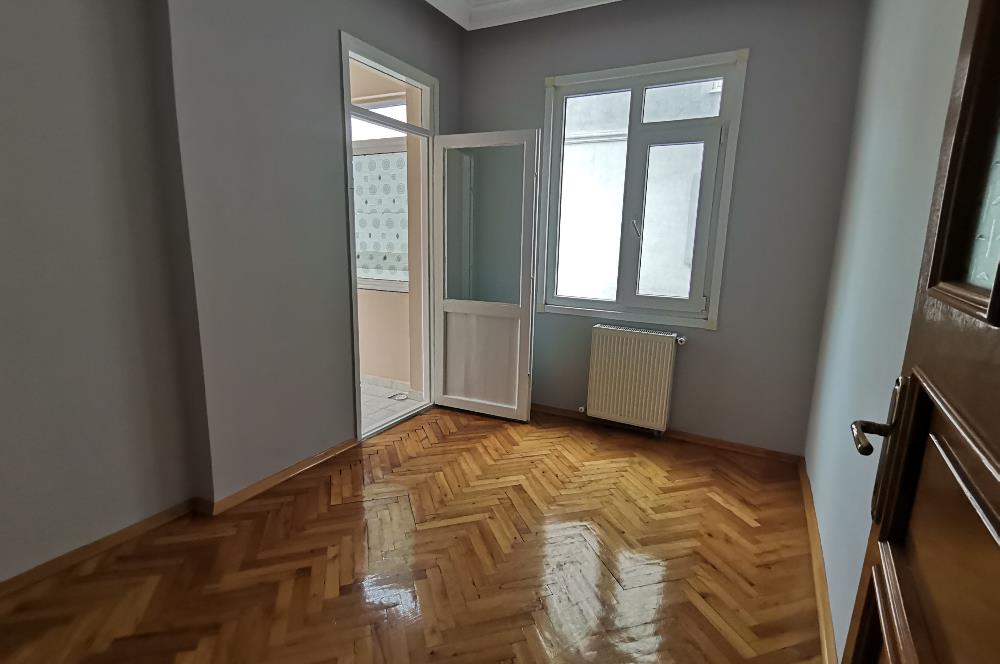 İÇERENKÖY MERKEZ''DE 3+1 KOMBİLİ TEMİZ KİRALIK DAİRE