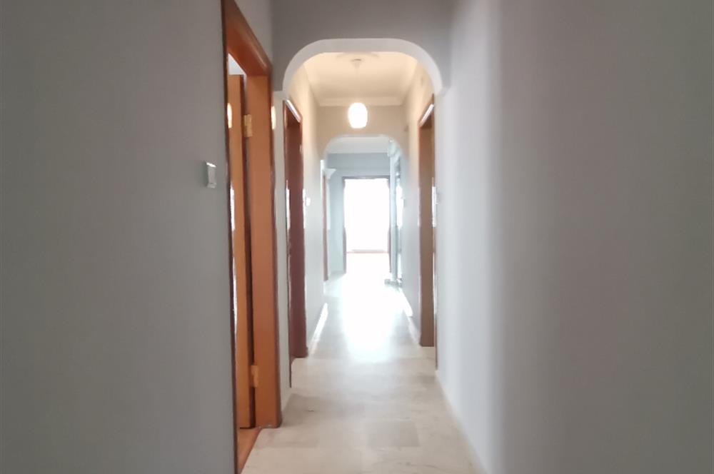 İÇERENKÖY MERKEZ''DE 3+1 KOMBİLİ TEMİZ KİRALIK DAİRE