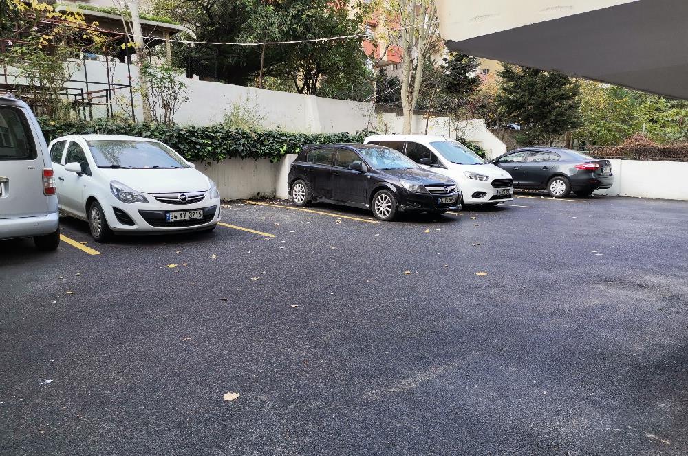 İÇERENKÖY MERKEZ''DE 3+1 KOMBİLİ TEMİZ KİRALIK DAİRE