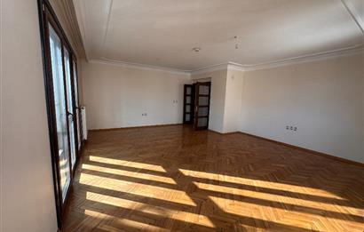 DİKMEN SOKULLU CADDESİNDE 3+1 SATILIK DAİRE