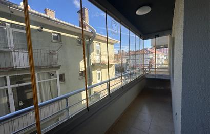 DİKMEN SOKULLU CADDESİNDE 3+1 SATILIK DAİRE