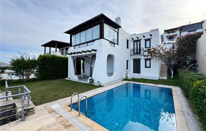 Bodrum Koyunbaba Deniz Manzaralı Havuzlu Villa