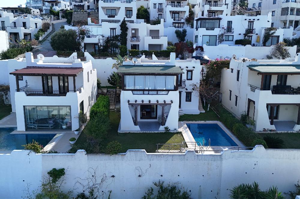 Bodrum Koyunbaba Deniz Manzaralı Havuzlu Villa