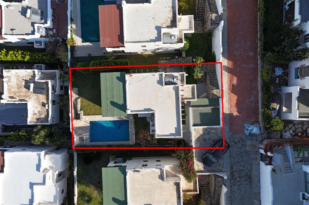 Bodrum Koyunbaba Deniz Manzaralı Havuzlu Villa