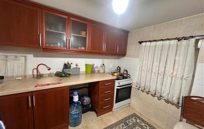 GÖLBAŞINDA SATILIK GENİŞ BAHÇELİ VİLLA