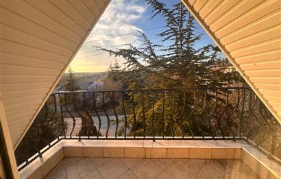 GÖLBAŞINDA SATILIK GENİŞ BAHÇELİ VİLLA