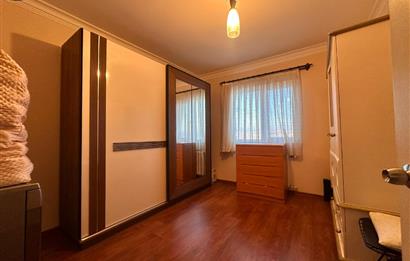 GÖLBAŞINDA SATILIK GENİŞ BAHÇELİ VİLLA