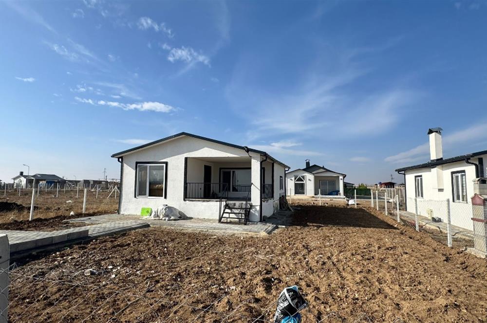 YAVRUCUKTA 2+1 MÜSTAKİL BAHÇELİ EV