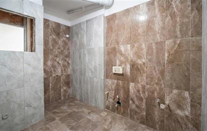 ANTALYA ÖĞRETMENEVLERİ MAH. PLAZA'DA KİRALIK DÜKKAN