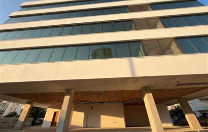 ANTALYA ÖĞRETMENEVLERİ MAH. PLAZA'DA KİRALIK DÜKKAN