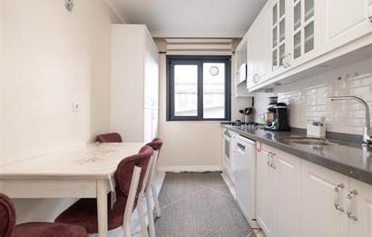 Ümraniye Armağanevler'de Metroya Yakın Kış Bahçeli Dubleks Daire