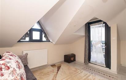 Ümraniye Armağanevler'de Metroya Yakın Kış Bahçeli Dubleks Daire