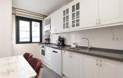 Ümraniye Armağanevler'de Metroya Yakın Kış Bahçeli Dubleks Daire