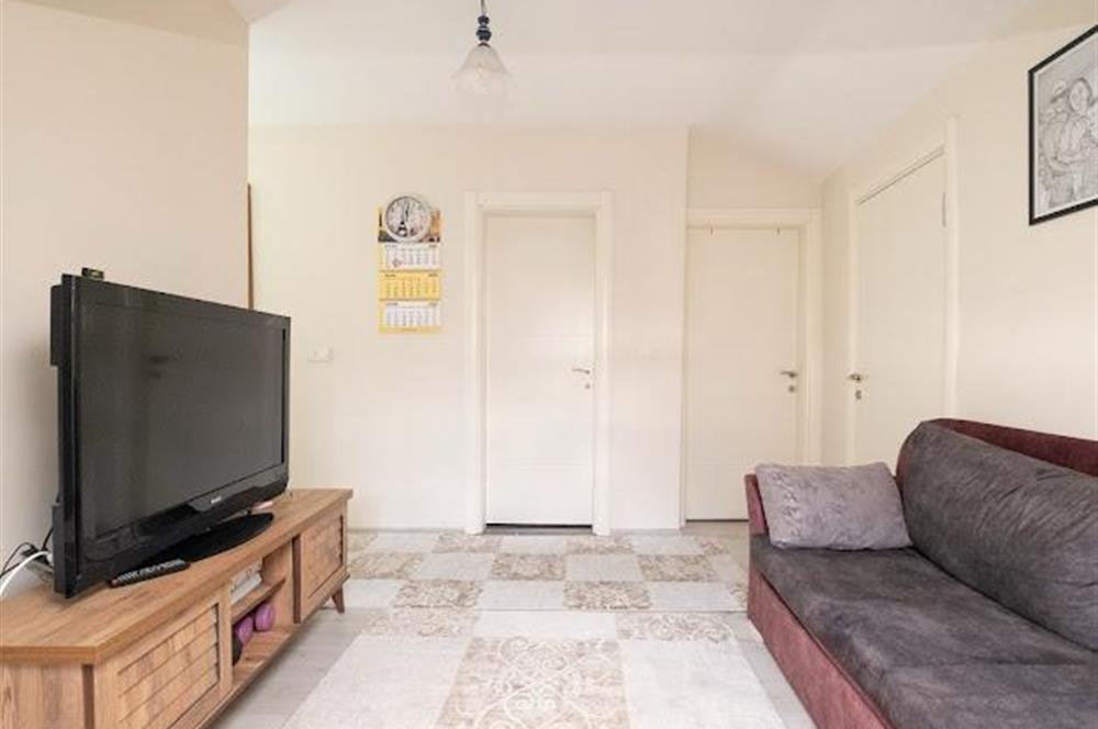 Ümraniye Armağanevler'de Metroya Yakın Kış Bahçeli Dubleks Daire