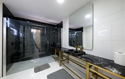 GÖLBAŞI DOKTORLAR SİTESİ,YENİ KISIMDA HAVUZLU VİLLA 