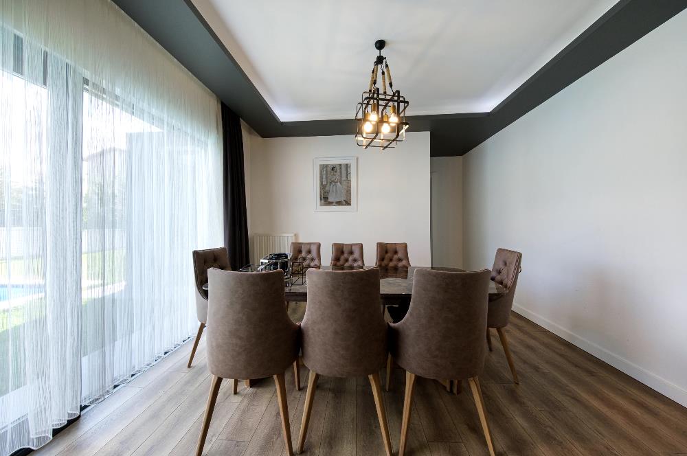 GÖLBAŞI DOKTORLAR SİTESİ,YENİ KISIMDA HAVUZLU VİLLA 