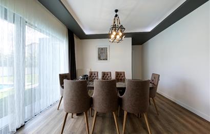 GÖLBAŞI DOKTORLAR SİTESİ,YENİ KISIMDA HAVUZLU VİLLA 