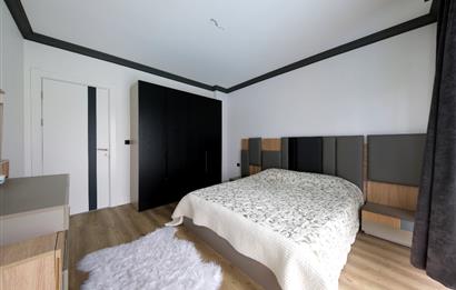 GÖLBAŞI DOKTORLAR SİTESİ,YENİ KISIMDA HAVUZLU VİLLA 