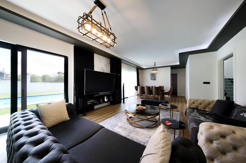 GÖLBAŞI DOKTORLAR SİTESİ,YENİ KISIMDA HAVUZLU VİLLA 