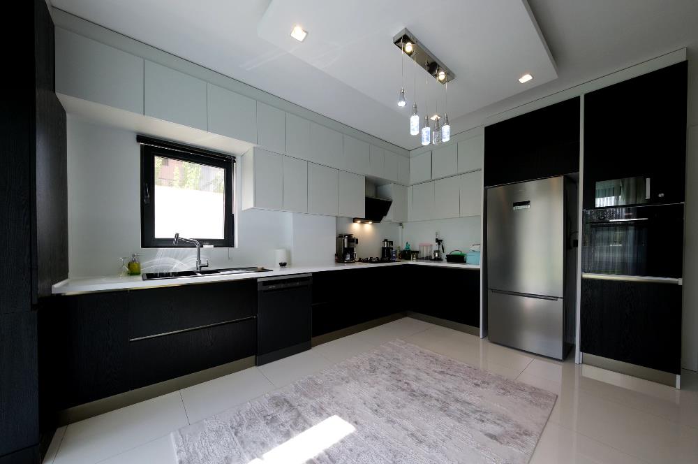 GÖLBAŞI DOKTORLAR SİTESİ,YENİ KISIMDA HAVUZLU VİLLA 