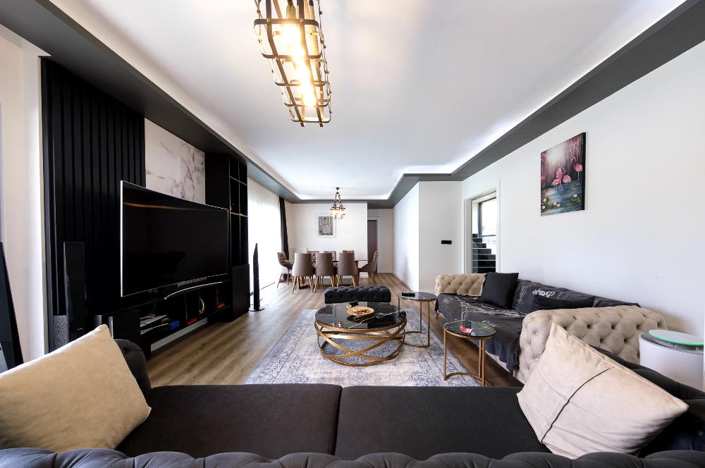 GÖLBAŞI DOKTORLAR SİTESİ,YENİ KISIMDA HAVUZLU VİLLA 