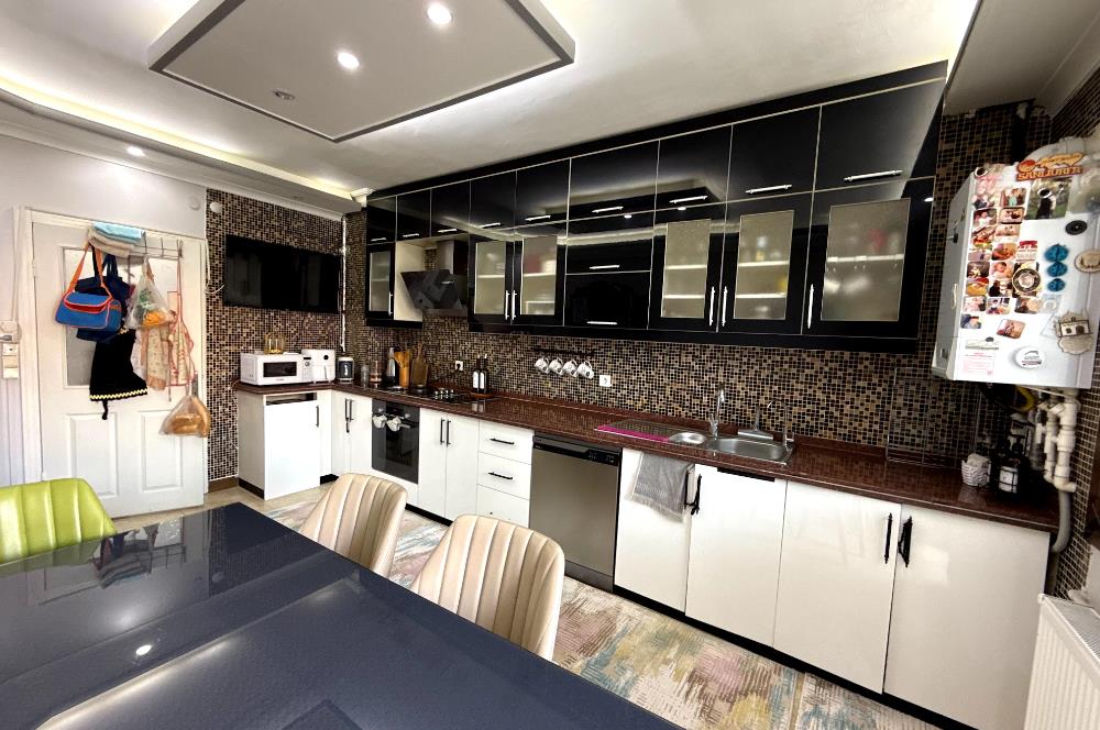 CEVİZLİDERE GÖKKUŞAĞI MAHALLESİ 330M2 TERASLI DAİRE