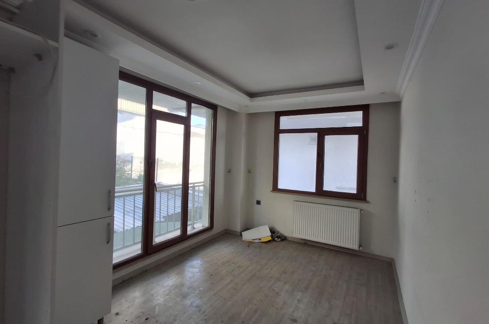 KAVAKLI VOLVO KAVŞAĞI KARŞISINDA YENİ BİNA DA 2+1 KİRALIK DAİRE