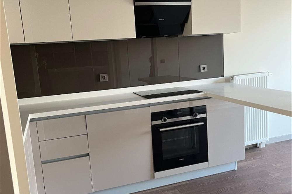 Beylikdüzü demir country 1+1 kiralık daire