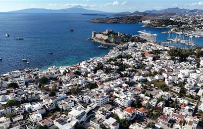 Bodrumun Kalbinde 285 M2 İçerisinde 2 Adet Müstakil Ev ve Bahçe Tek Fiyat