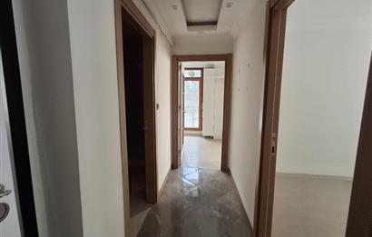KAVAKLI VOLVO KAVŞAĞI KARŞISINDA YENİ BİNA DA 2+1 KİRALIK DAİRE